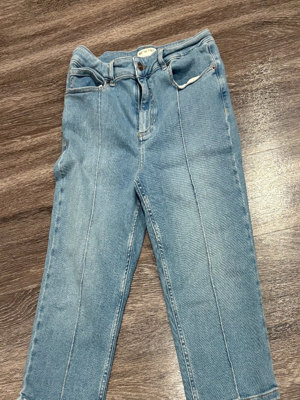 We The Free Cropped Size 31 Jeans